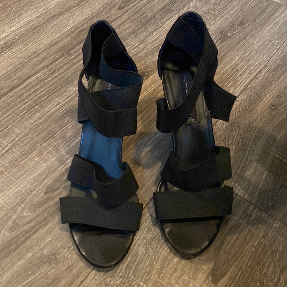 Steven (by Steve madden) size 7.5 wedge